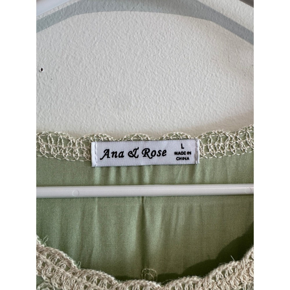 Cottage Ana & Rose Embroidered Boho Blouse Womens L Green Bell Sleeve Scallop - Picture 6 of 7